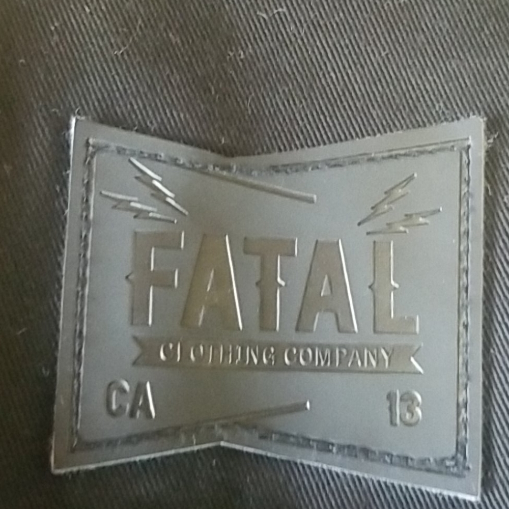 Fatal Shorts - Picture 2 of 5